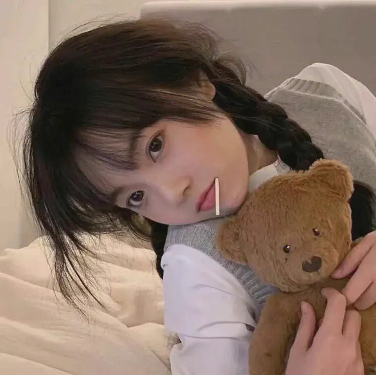 南疆炼蛊三十载世人敬我如敬神